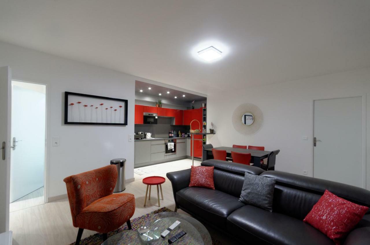 Red-Line Apartment Serris Ngoại thất bức ảnh