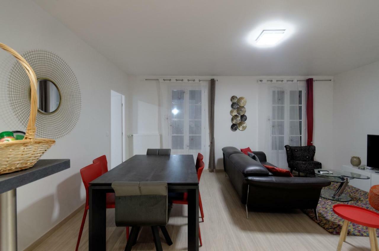 Red-Line Apartment Serris Ngoại thất bức ảnh