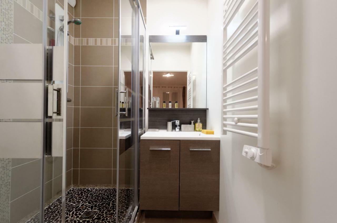 Red-Line Apartment Serris Ngoại thất bức ảnh