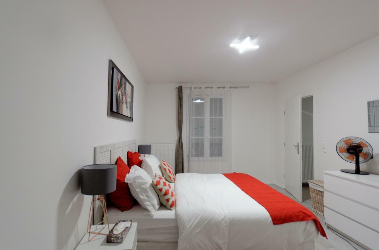 Red-Line Apartment Serris Ngoại thất bức ảnh