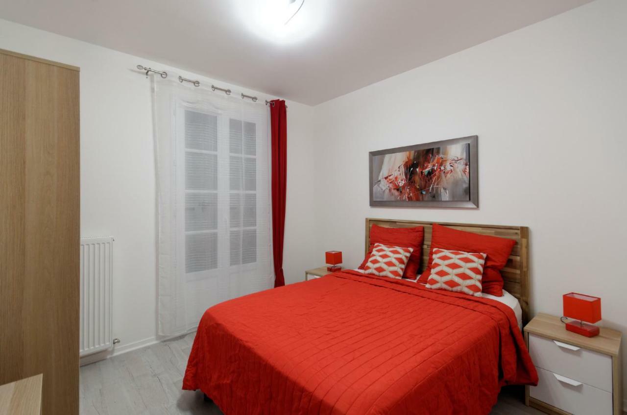 Red-Line Apartment Serris Ngoại thất bức ảnh