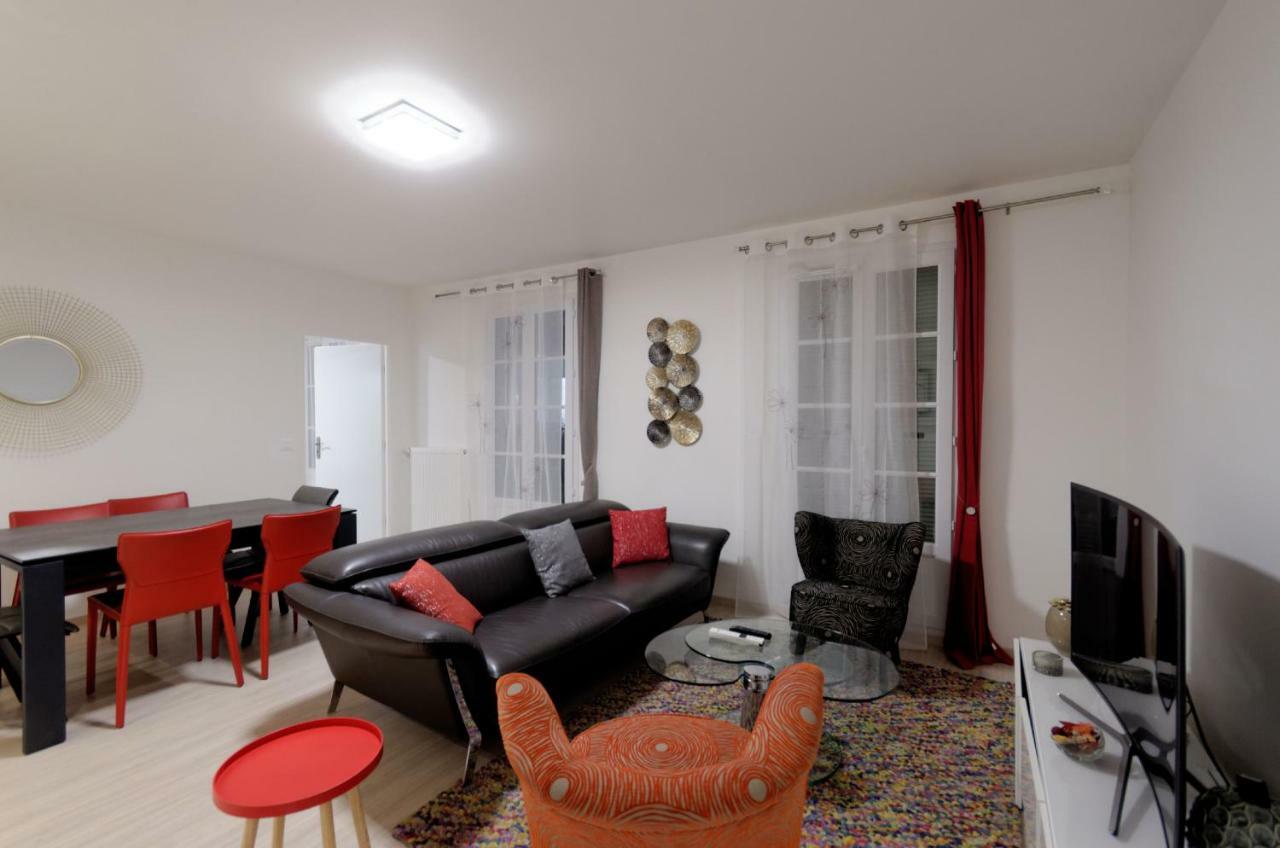 Red-Line Apartment Serris Ngoại thất bức ảnh